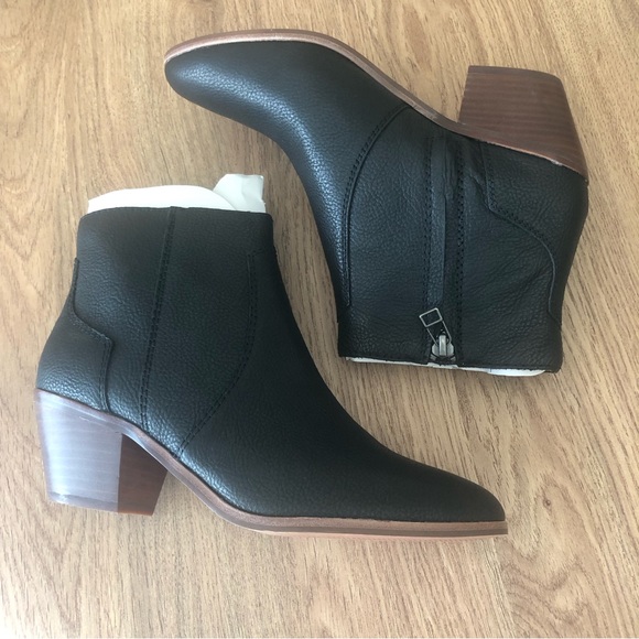 NIB $198 Madewell The Western Black Leather Bootie in size 7.5! - Picture 9 of 15